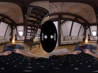 VR3000 presents Sharing My Girlfriend - Hannah Vivienne on virtual reality -8