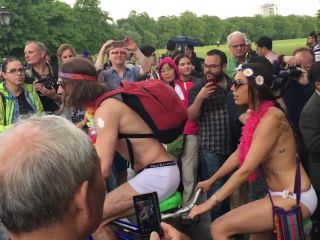 LONDON_NAKED_BIKE_RIDE_2016_-Full_HD-6