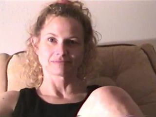 Horny MILF Goes for Solo Performance  480p *-5