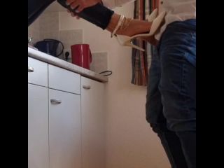 Sexo En La Cocina Con La Prima Milf Latina.. Parte 1-9