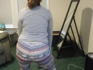 M@nyV1ds - MelanieSweets - Ass tease w my wintery leggings-5