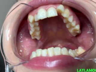 Take a Peek at Lunas Teeth femdom LaylasFuckingClips-3