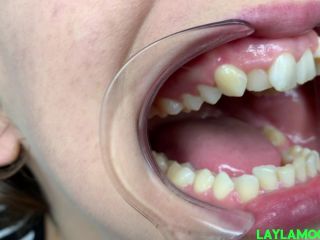 Take a Peek at Lunas Teeth femdom LaylasFuckingClips-7