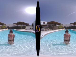 Tattooed & Topless In The Pool (VR Striptease-3