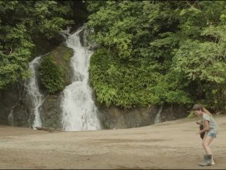 Adriana Ugarte – Palmeras en la nieve (2015) HD 1080p - (Celebrity porn)-0