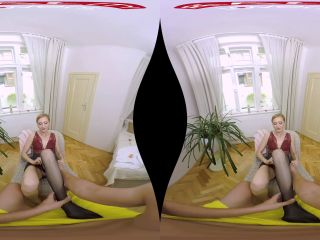 Foot Fetish With MILF In VR POV-1