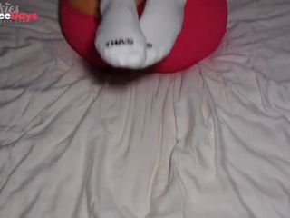 [GetFreeDays.com] Gym Girl Gives The Softest Sockjob Youll Ever Feel - Yoga Sex Clip November 2022-4