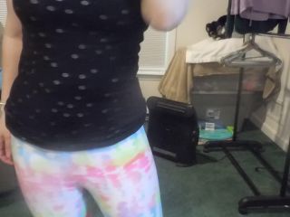 M@nyV1ds - MelanieSweets - JOI w my new neon leggings-1