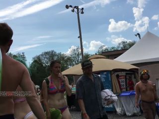 CandidCreeps 686 Pool Waterpark Ass Booty Thong Tanga Bikini -8
