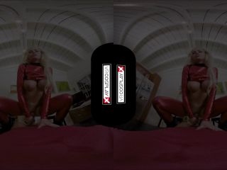 VRCosplayX Fuck Busty Jessa Rhodes As Horny Lady Deadpool In XXX Parody-5