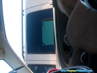 Guy playing with his cock in  traffic-0