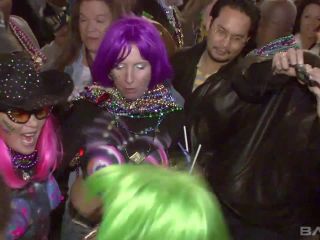 Trinity Flashes Her Tits During Mardi Gras Festivities-8