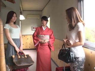 Yatsuhashi Saiko, Sasaki Aki, Takase Yuna BBAN-096 Lesbian Youve Met A Married Woman In The Womens Bath - Lesbian-0