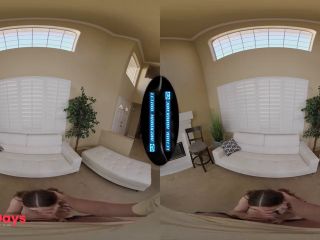 [GetFreeDays.com] LethalHardcoreVR - You Finally Fuck Girl Next Door RENEE ROSE When Her Parents Are Away Porn Video June 2023-4