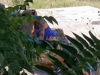 [Amateur] Couple caught having sex in a public park-8