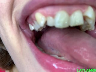 free adult video 35 Lunas Sexy Mouth and Sharp Teeth on fetish porn femdom cunnilingus-2