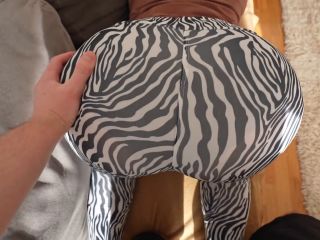 Step Sister With A Big Ass Hints At Sex And Shows Off Her New Leggings 1080p-1