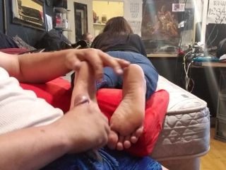 Cum shot on soles after foot worship – 1 080p  1080p *-9