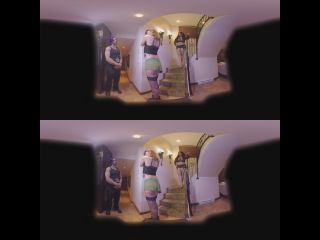 Victoria Chase, Samantha Mack – Backstage Pass Part 1 (Oculus)(Virtual Reality)-4