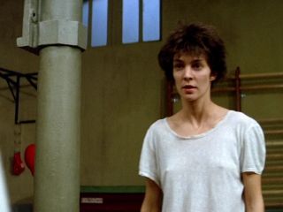 Anne Parillaud – Nikita (1990) HD 1080p - (Celebrity porn)-1