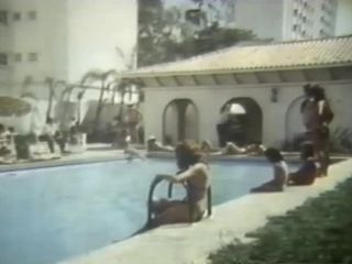 O Sexo Mora ao Lado (1975)!!!-1