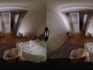 DarkRoomVR – Here Is Your Reward – Lilly Bella (Oculus  Go 4K) | darkroomvr.com | reality -1