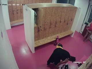  Voyeur – Hidden-Zone Locker – hz_Lo2010 (AVI, HD, 1280×720) | voyeur | voyeur -8