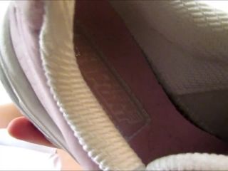 Video online Better In Pairs - Whiff Worship Whitney's Smelly Gym Feet-3