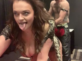 Nikki Eliot () Nikkieliot - look at my first ever flgging at avn yesterday theres deff more hot footage 26-01-2020-4