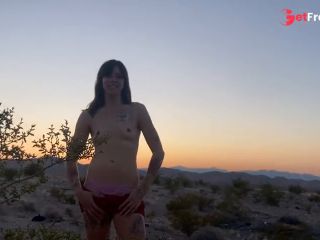 [GetFreeDays.com] Naked Girl Shooting Gun in Las Vegas Desert - Jamie Stone Porn Leak February 2023-3