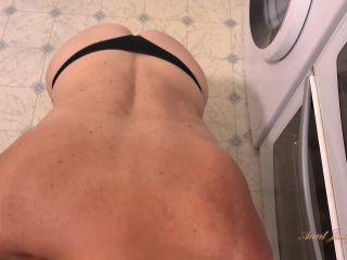 Aunt Judy'S XXX  Busty 57Yo Ms. Molly SUCKS YOUR COCK & LETS YOU FUCK H-5