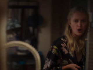 Chloe Grace Moretz, Maika Monroe - Greta (2018) HD 1080p - (Celebrity porn)-0