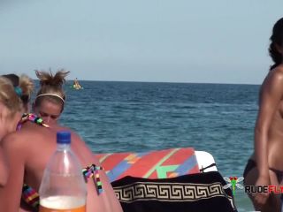 Topless Girls On Beach Voyeur Hidden  Cam-7