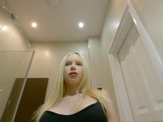 Exceptionally Beautiful Hot Tight Pussy Horny Petite Blonde Flash Pussy -9