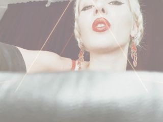 video 17 Mistress Euryale – Leather Gloves Trance | sfw | fetish porn finger sucking fetish-8