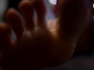 At Giantess Eliška'S Huge Feet  POV-6