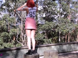 outdoors, upskirt, walking public upskirting Manyvids  RoxyModel   Outdoors-3