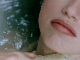 Shannon Elizabeth Nude - Jack Frost 1997 HD BluRay-4