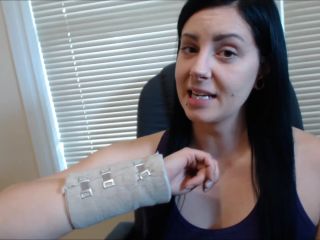 How I Hurt My Arm muscle Booty4U-3