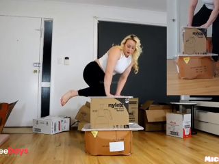 [GetFreeDays.com] Cardboard box crush in slow motion Sex Stream October 2022-3