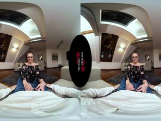 The Good Neighbor - Keira Flow Oculus Rift - (Virtual Reality)-0