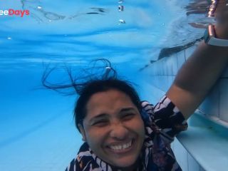 [GetFreeDays.com] 15 minutes underwater, new record Adult Stream May 2023-5