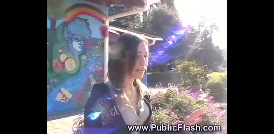 PublicFlash amber01 all (mp4)