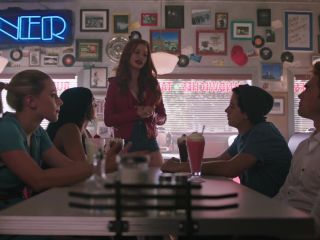 Camila Mendes, Brit Morgan, Madelaine Petsch, Lili Reinhart - Riverdale s03e01 (2018) HD 1080p - (Celebrity porn)-1