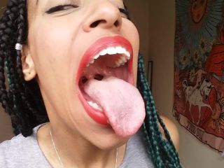 My big mouth and fat tongue black GoldenLace-9