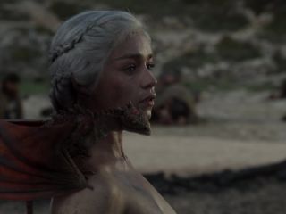 Emilia Clarke – Game of Thrones s01 (2011) HD 1080p!!!-6