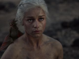 Emilia Clarke – Game of Thrones s01 (2011) HD 1080p!!!-7