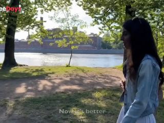 [GetFreeDays.com] Girlfriend gets orgasms in a public park and I control it with a toy from Flirtwithsb Porn Clip December 2022-3
