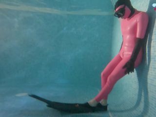 xxx video clip 17 UkCuteGirl – Underwater Freediving Latex Masturbation on fetish porn catheter fetish-0