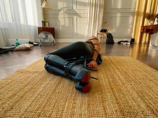 [GetFreeDays.com] Latex Natalia Do Not Disturb latex lucy porn-3